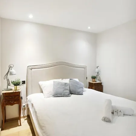 Mabillon & Saint Germain - Cityapartmentstay Parigi
